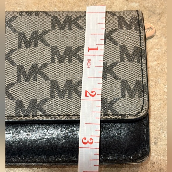 Michael Kors Natalie Heritage Signature Logo Wallet - Picture 8 of 12